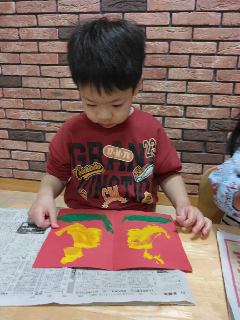 デカルコマニー